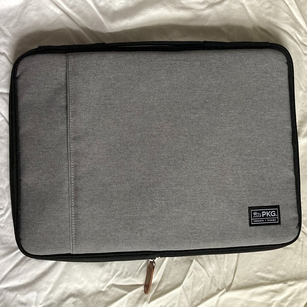 16" Grey PKG Laptop Sleeve
